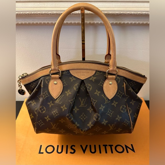Louis Vuitton Tivoli PM Monogram EUC - Picture 4 of 15